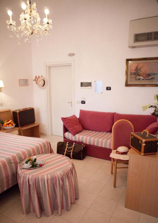 Hotel Tirreno Кастильончелло Номер фото
